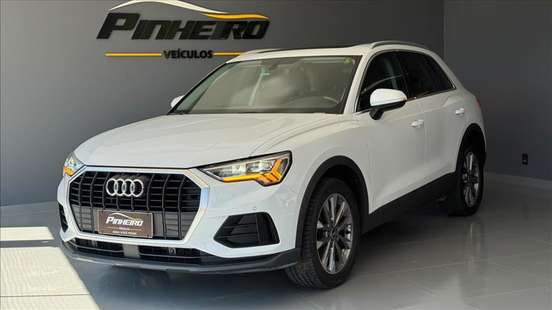 AUDI-Q3-2021