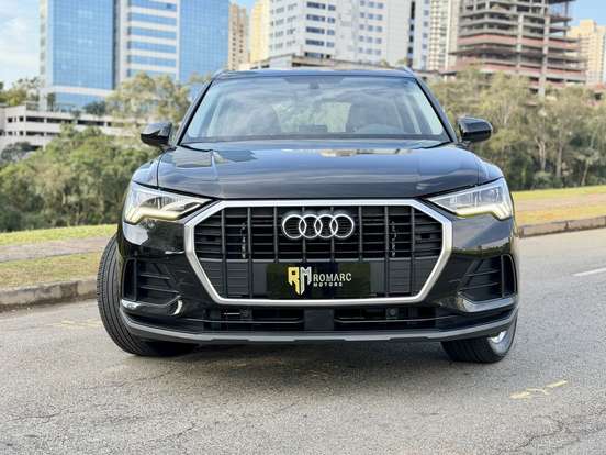 AUDI-Q3-2020
