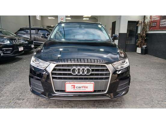 AUDI-Q3-2018