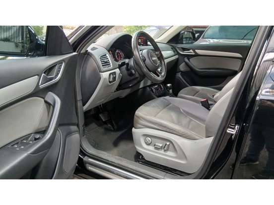 AUDI-Q3-2018
