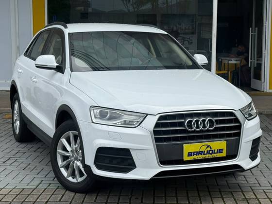 AUDI Q3 1.4 TFSI AMBIENTE PLUS FLEX 4P S TRONIC