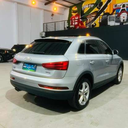 AUDI-Q3-2018