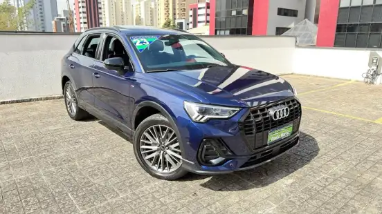 AUDI-Q3-2022