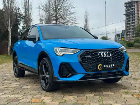AUDI-Q3-2022