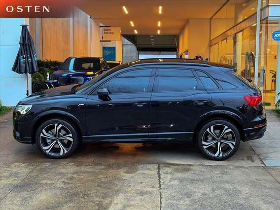 AUDI-Q3-2.0 40 TFSI GASOLINA PERFORMANCE BLACK PLUS QUATTRO TIPTRONIC AUDI-Q3-2024