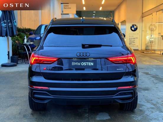 AUDI-Q3-2024
