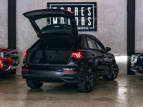 AUDI-Q3-2.0 40 TFSI GASOLINA PERFORMANCE BLACK QUATTRO TIPTRONIC AUDI-Q3-2023