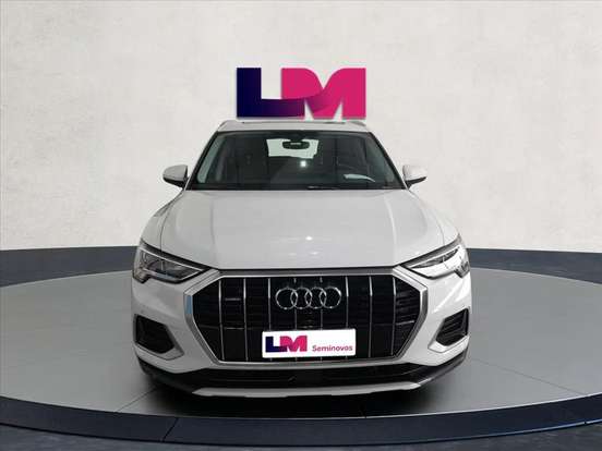 AUDI-Q3-2023