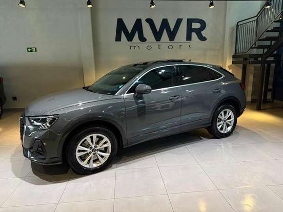 AUDI-Q3-2022