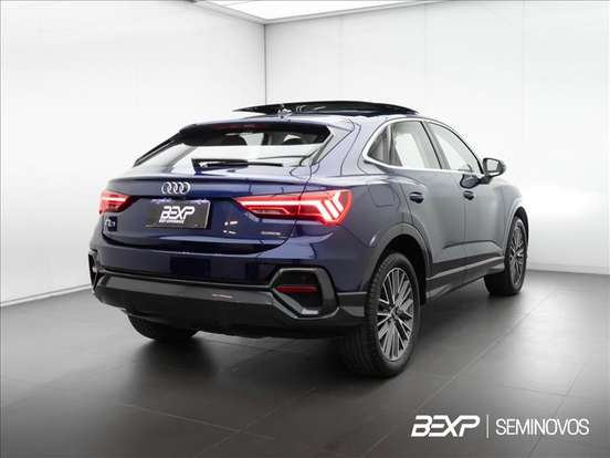AUDI-Q3-2024