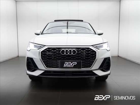 AUDI-Q3-2024