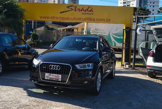 AUDI Q3 2.0 TFSI AMBIENTE QUATTRO 4P GASOLINA S TRONIC