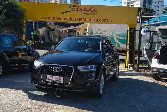 AUDI-Q3-2012