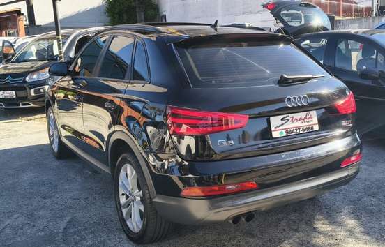AUDI-Q3-2012