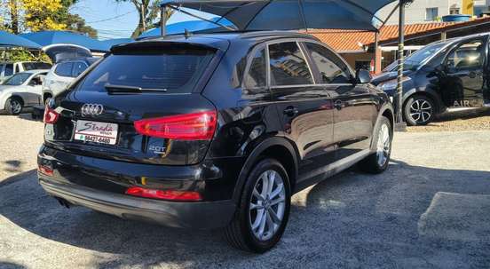 AUDI-Q3-2012