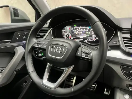 AUDI-Q5-2.0 45 TFSI GASOLINA PRESTIGE QUATTRO S TRONIC AUDI-Q5-2024