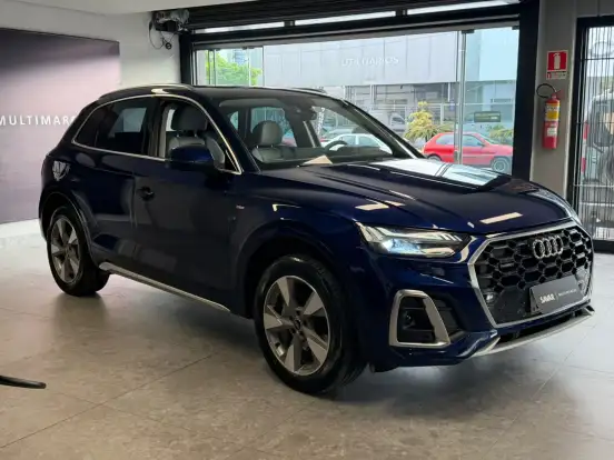 AUDI-Q5-2023