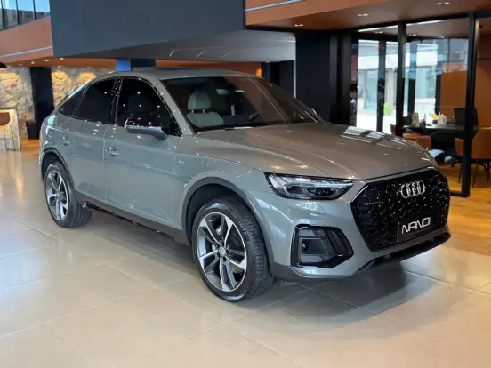 AUDI-Q5-2024