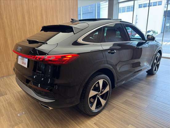 AUDI-Q5-2025