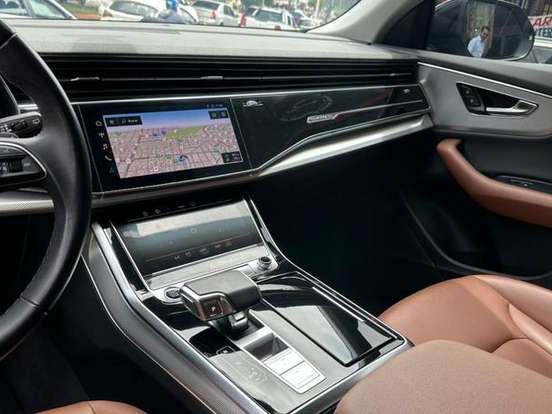 AUDI-Q8-3.0 TFSI GASOLINA PERFORMANCE BLACK QUATTRO TIPTRONIC AUDI-Q8-2021