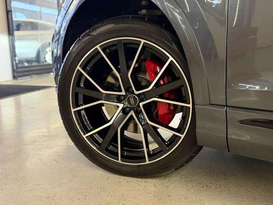 AUDI-Q8-3.0 TFSI GASOLINA PERFORMANCE BLACK QUATTRO TIPTRONIC AUDI-Q8-2023