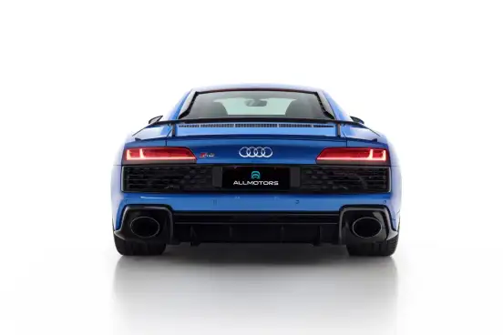 AUDI-R8-2020