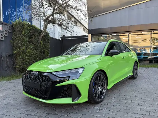 AUDI-RS3-2025