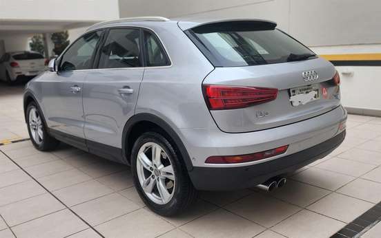 AUDI-Q3-2017