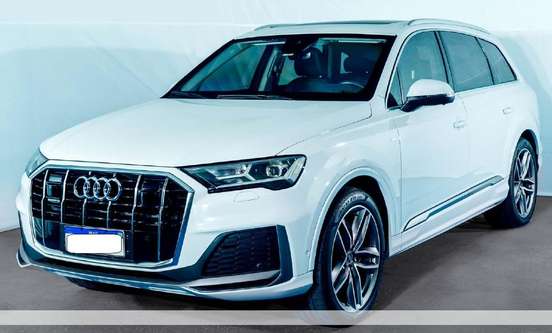 AUDI-Q7-2021