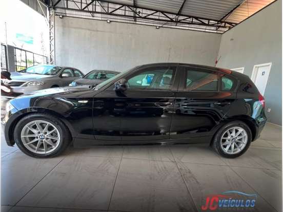 BMW-118i-1.8 UE71 16V GASOLINA 4P AUTOMÁTICO BMW-118i-2011