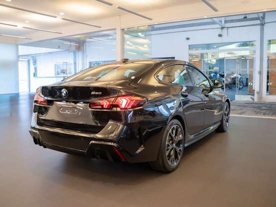 BMW-220i-2.0 16V TURBO GASOLINA GRAN COUPÉ M SPORT STEPTRONIC BMW-220i-2025