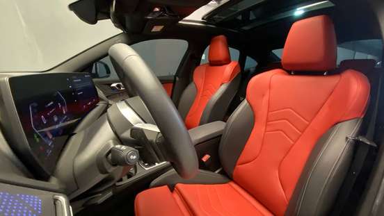 BMW-220i-2025