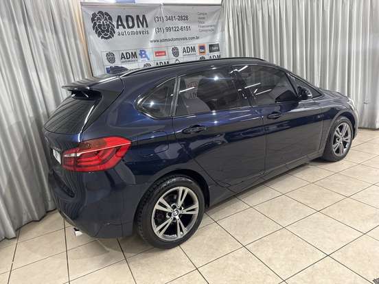 BMW-220i-2016