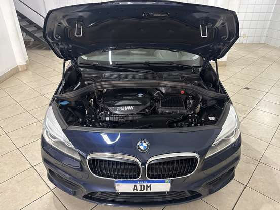 BMW-220i-2016
