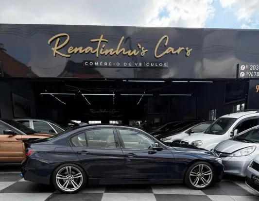 BMW-320i-2013