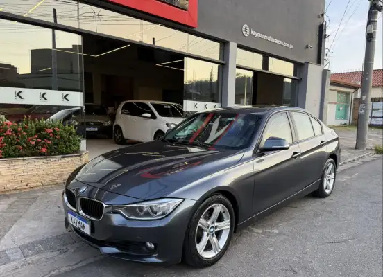 BMW-320i-2014