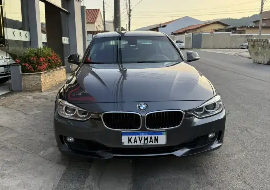 BMW-320i-2014