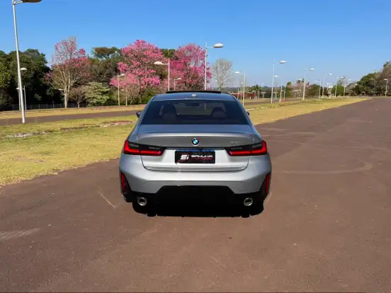 BMW-320i-2025