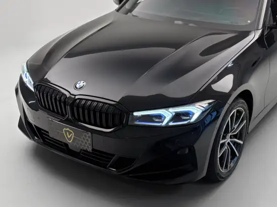 BMW-320i-2025