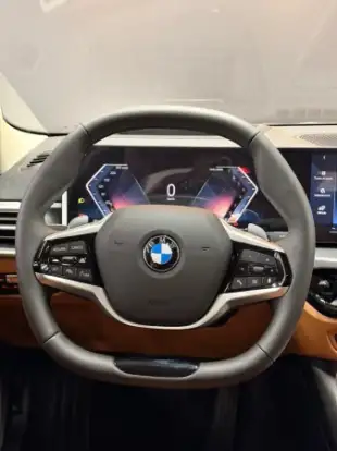 BMW-320i-2025
