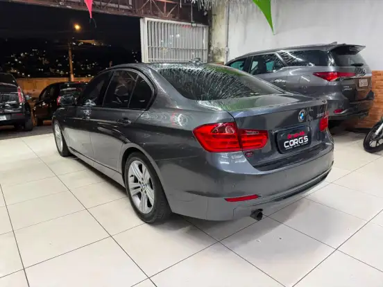 BMW-320i-2013