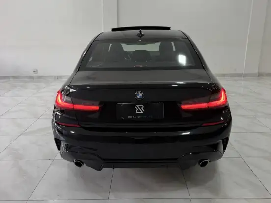 BMW-320i-2.0 16V TURBO GASOLINA M SPORT AUTOMÁTICO BMW-320i-2020