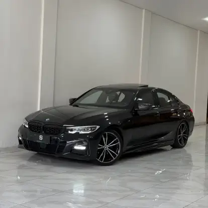 BMW-320i-2020