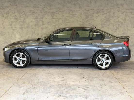 BMW-320i-2.0 16V TURBO ACTIVE FLEX 4P AUTOMÁTICO BMW-320i-2013