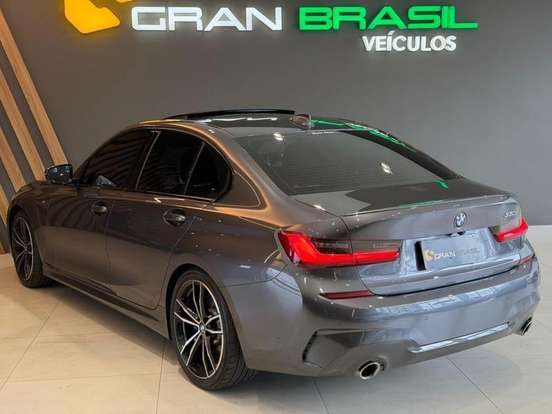 BMW-320i-2020