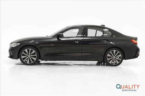BMW-320i-2021