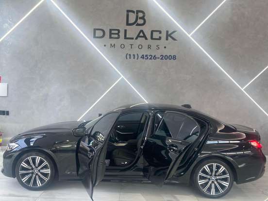 BMW-320i-2021