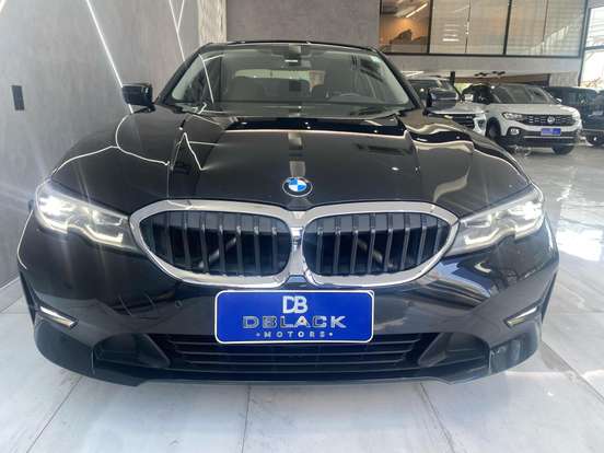 BMW-320i-2021