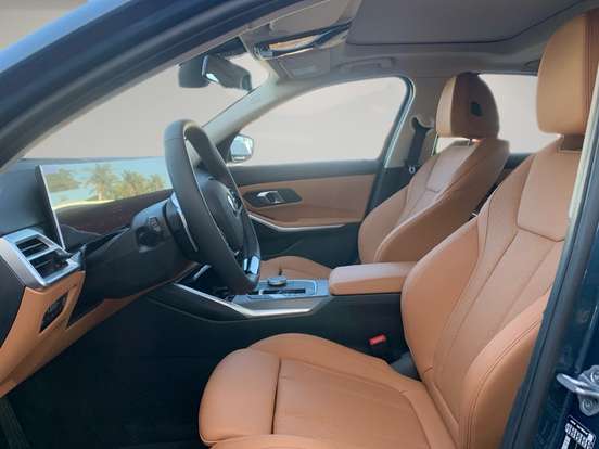BMW-320i-2025