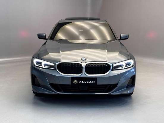 BMW-320i-2024